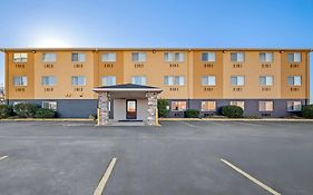 Quality Inn Dubuque On Hwy 20